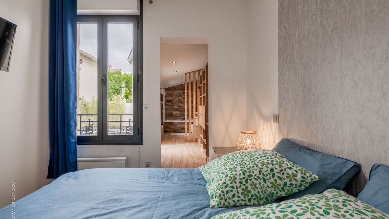 Photo of Bedroom in Arcueil