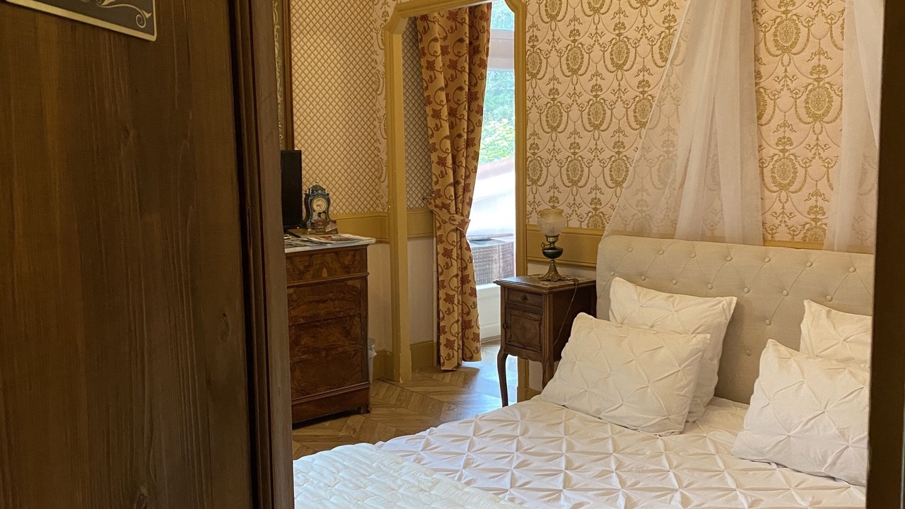 Photo of Bedroom in Saint-Uze