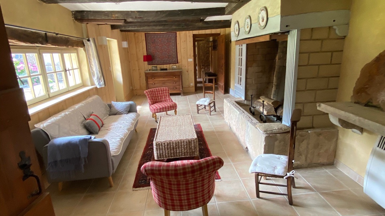 Photo of Livingroom in Beaurepaire-en-Bresse