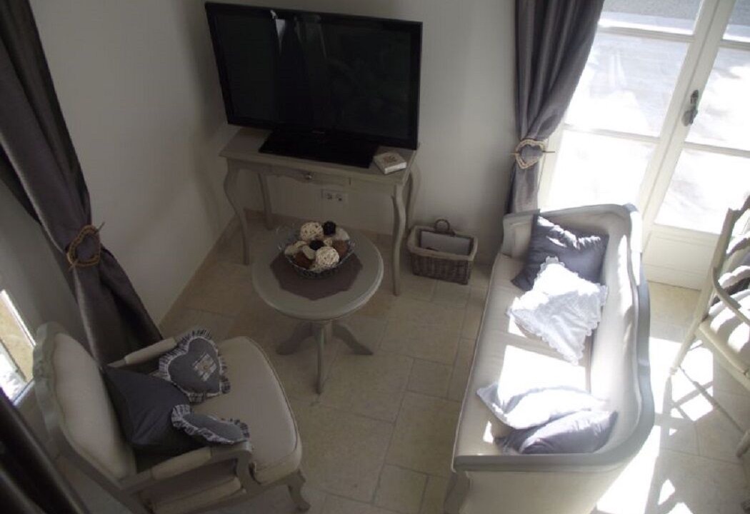 Photo of Livingroom in Puget