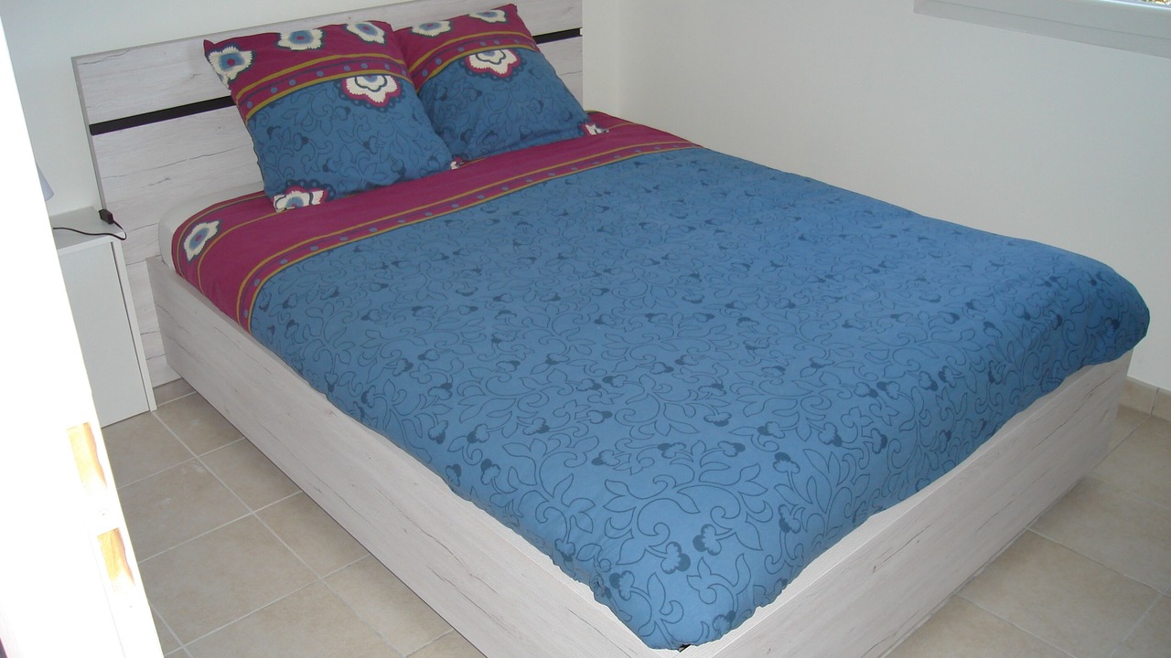 Photo of Bedroom in La Baume-de-Transit