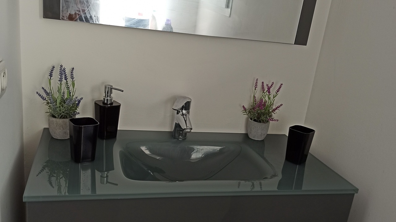 Photo of Bathroom in La Baume-de-Transit
