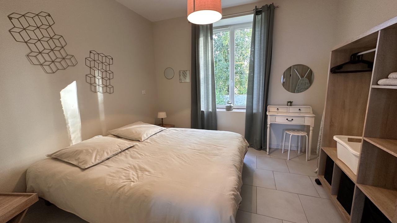 Photo of Bedroom in Contrexeville