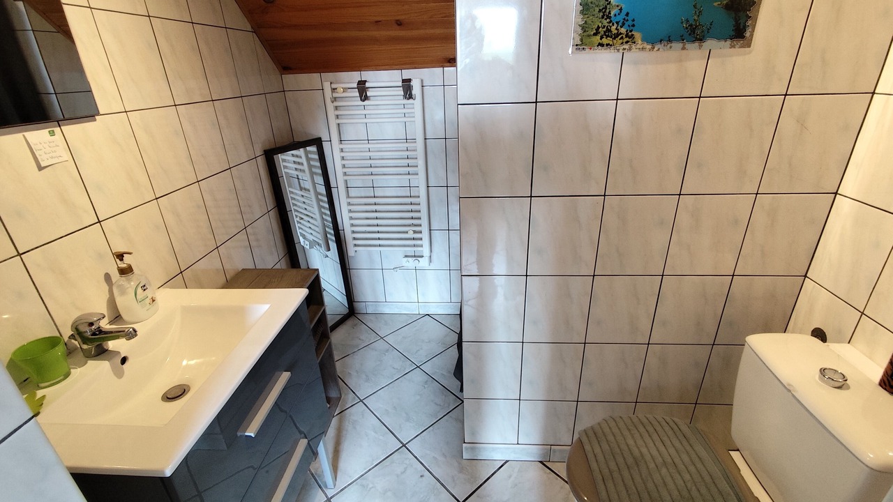 Photo of Bathroom in Ponthoux