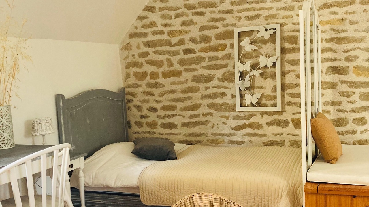 Photo of Bedroom in Saint-Pere