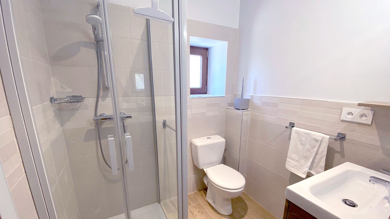 Photo of Bathroom in La Laupie