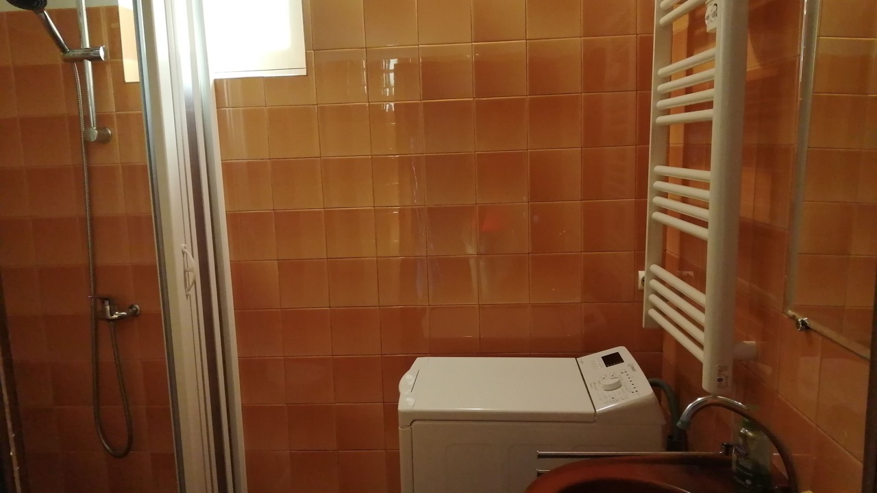 Photo of Bathroom in Nuars