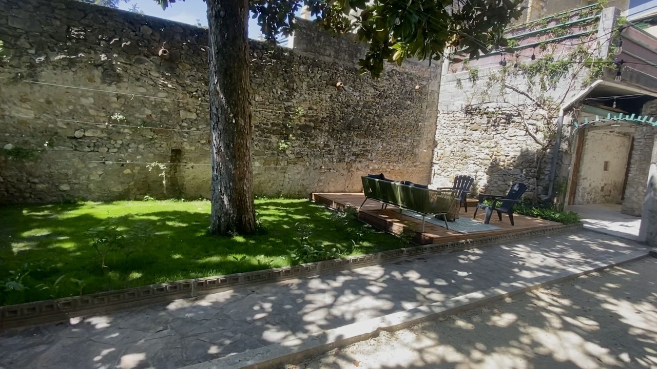 Photo of Patio Balcony in Saou