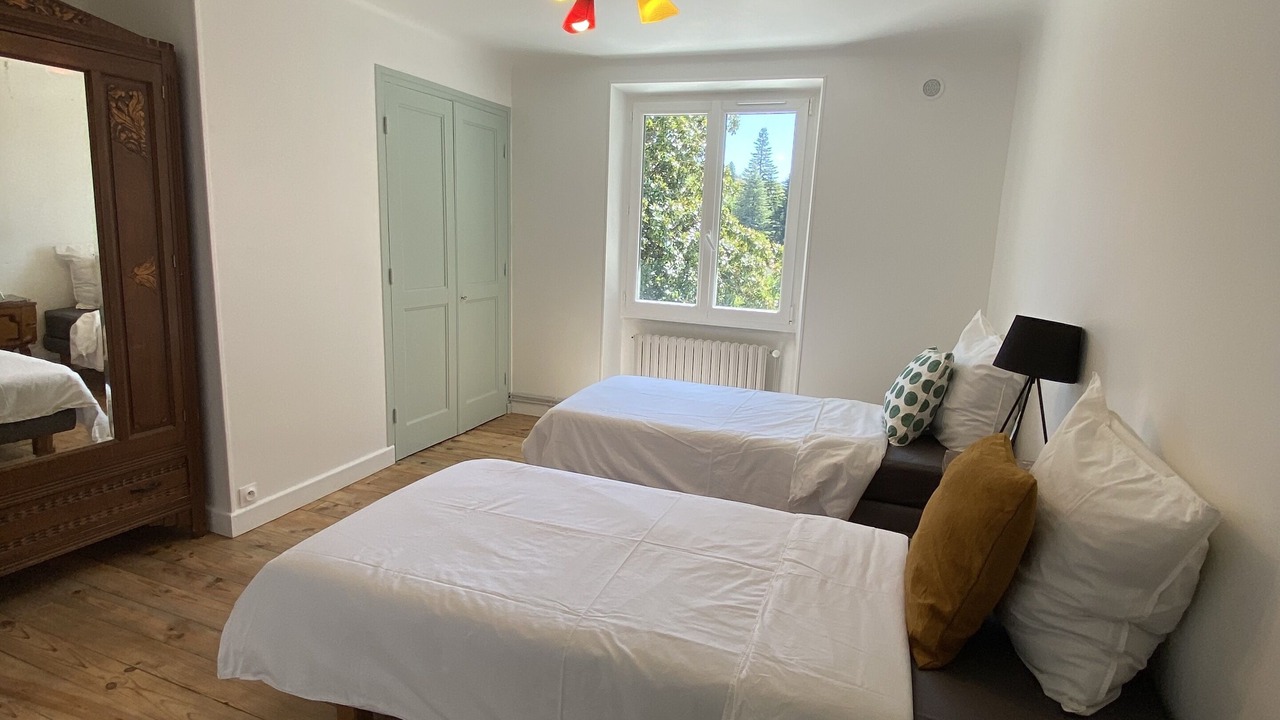 Photo of Bedroom in Saou
