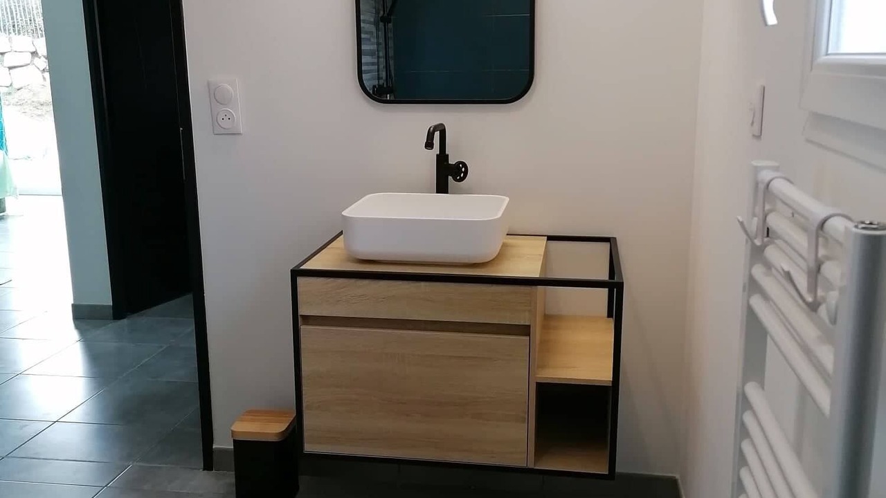 Photo of Bathroom in Plaisians
