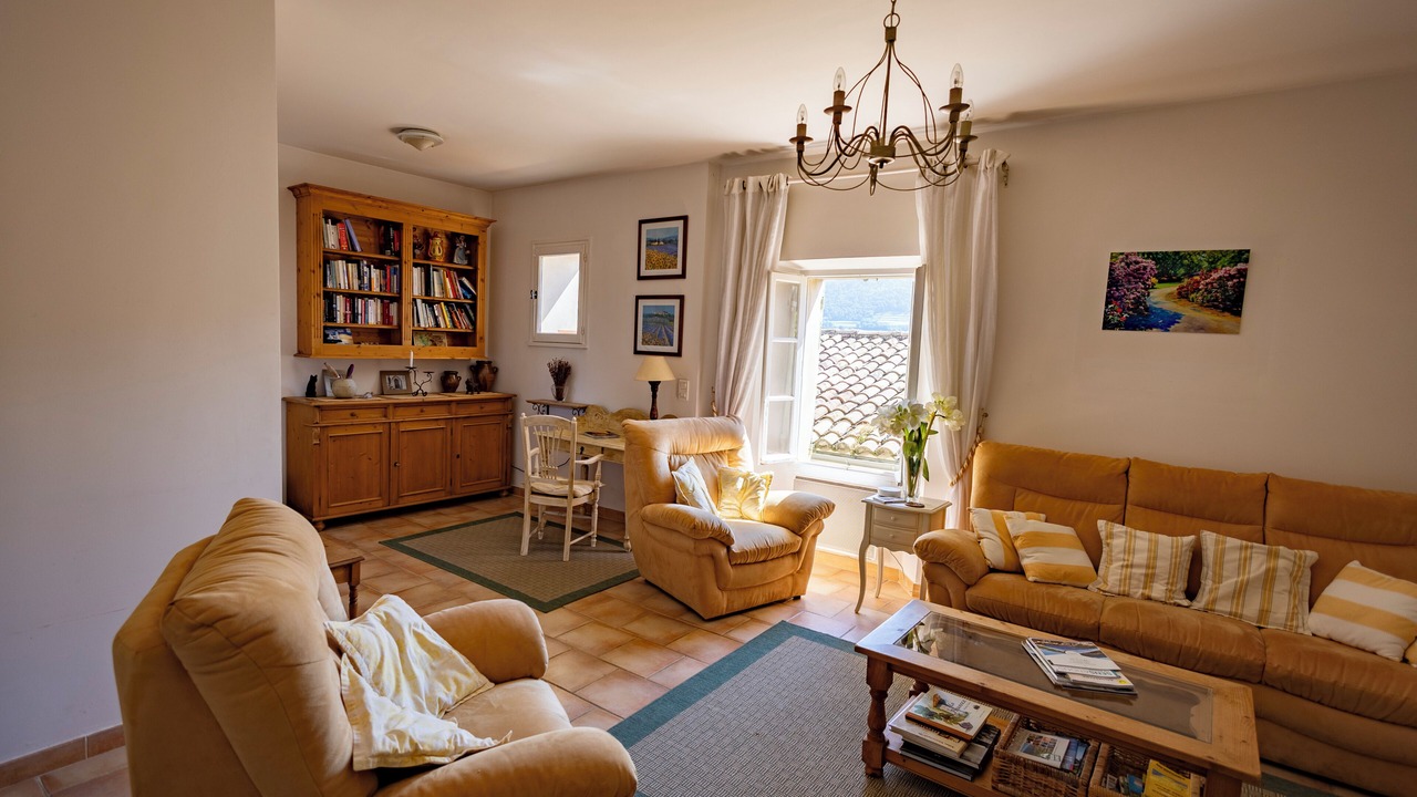 Photo of Livingroom in Sablet