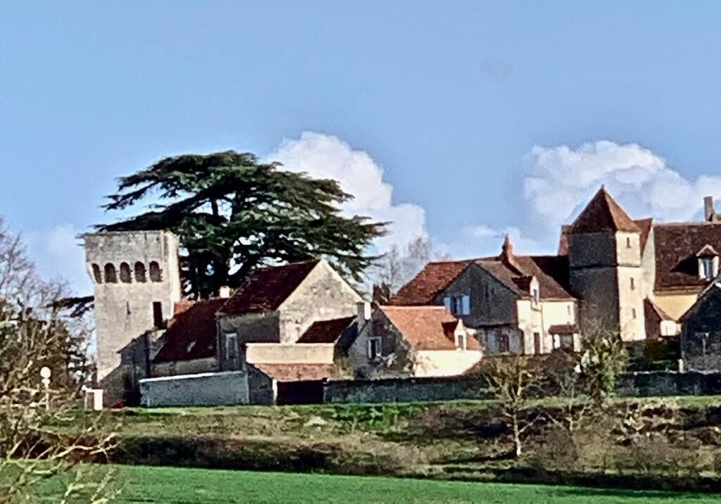 Photo of Outdoor in Druyes-les-Belles-Fontaines