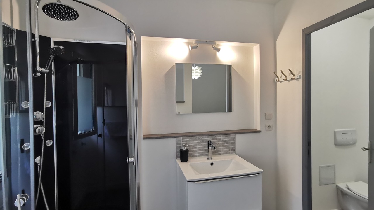 Photo of Bathroom in Grignan