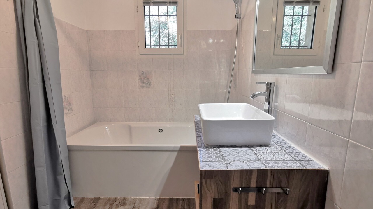 Photo of Bathroom in Grignan