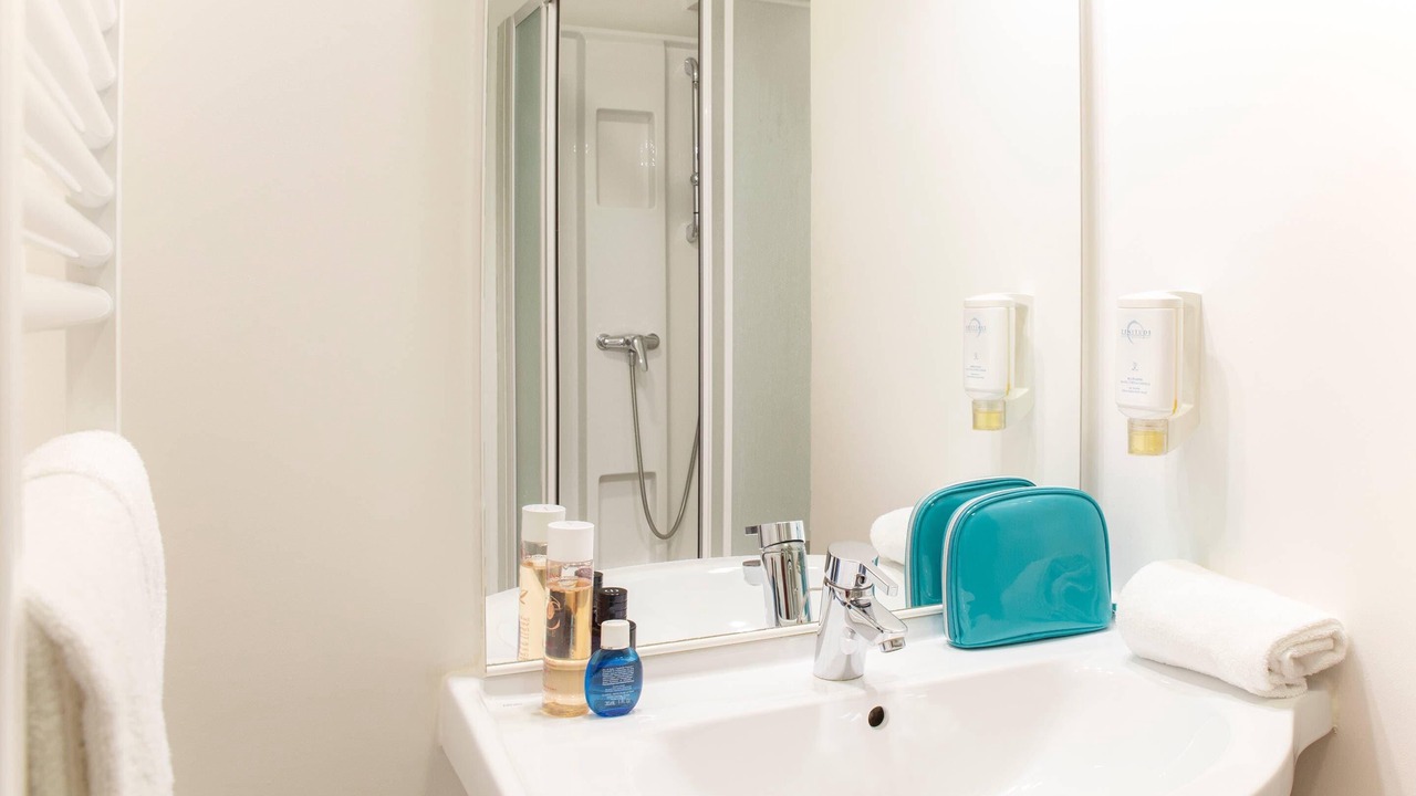 Photo of Bathroom in Saint-Francois d'Assise