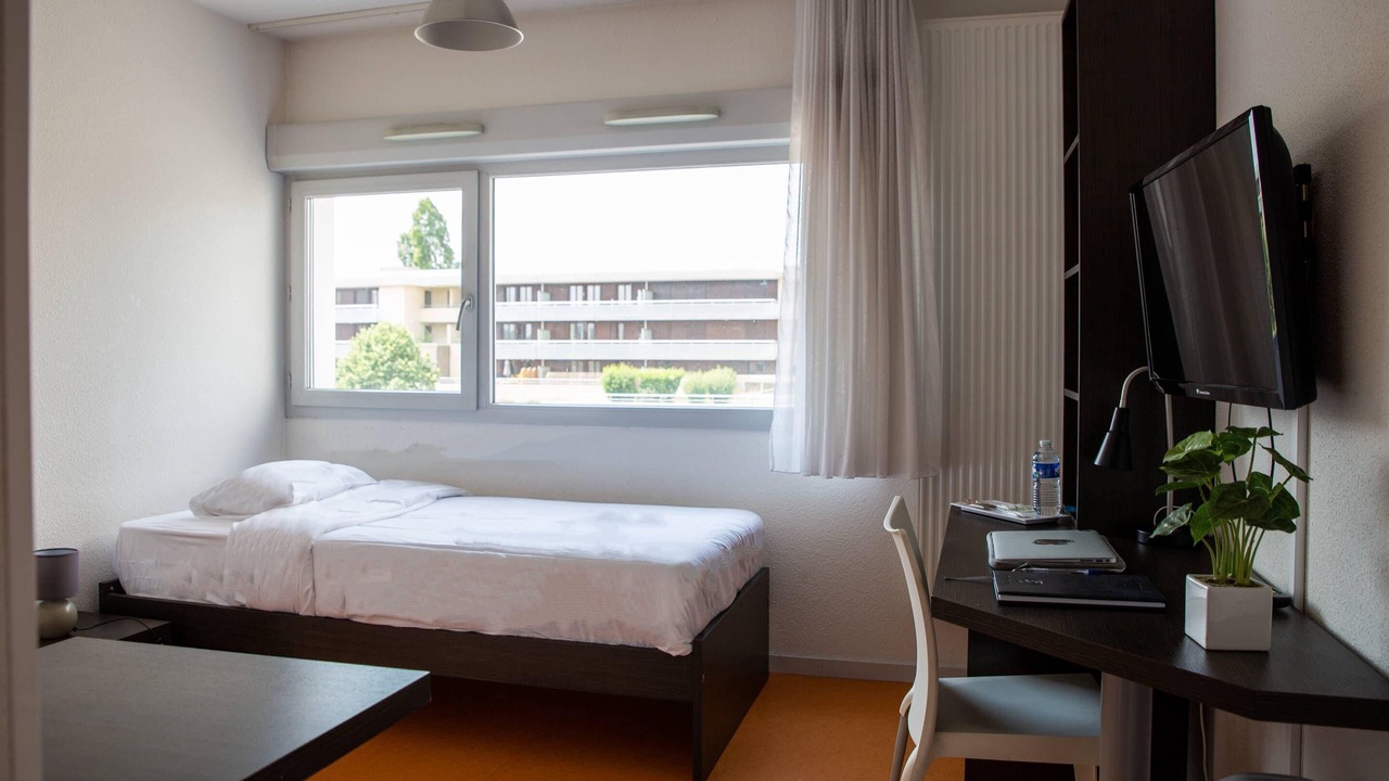 Photo of Bedroom in Saint-Francois d'Assise