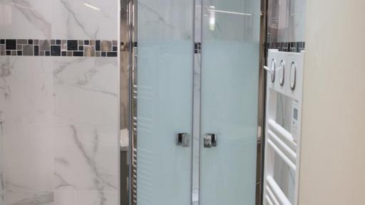 Photo of Bathroom in Villejuif