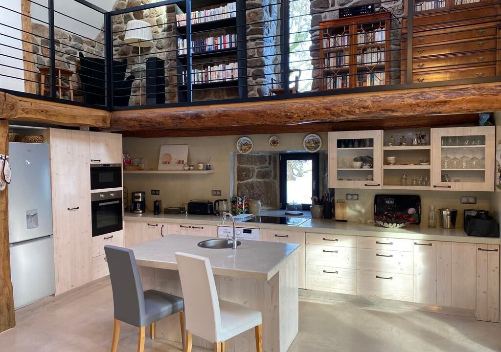 Photo of Kitchen in Saint-Urcize