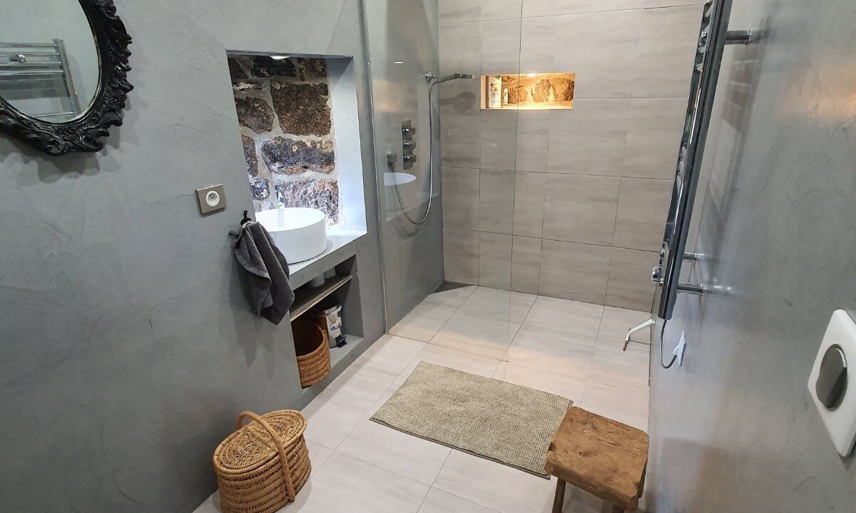 Photo of Bathroom in Saint-Urcize