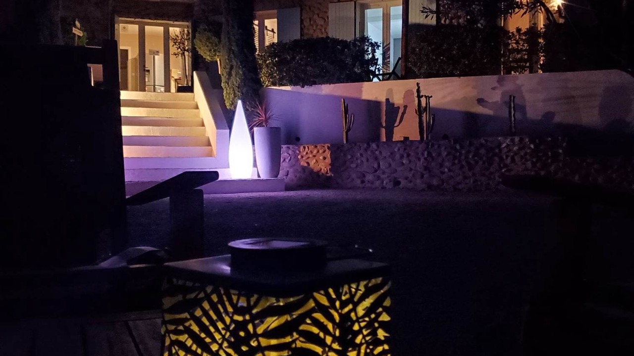 Photo of Patio Balcony in Saint-Maurice-sur-Eygues