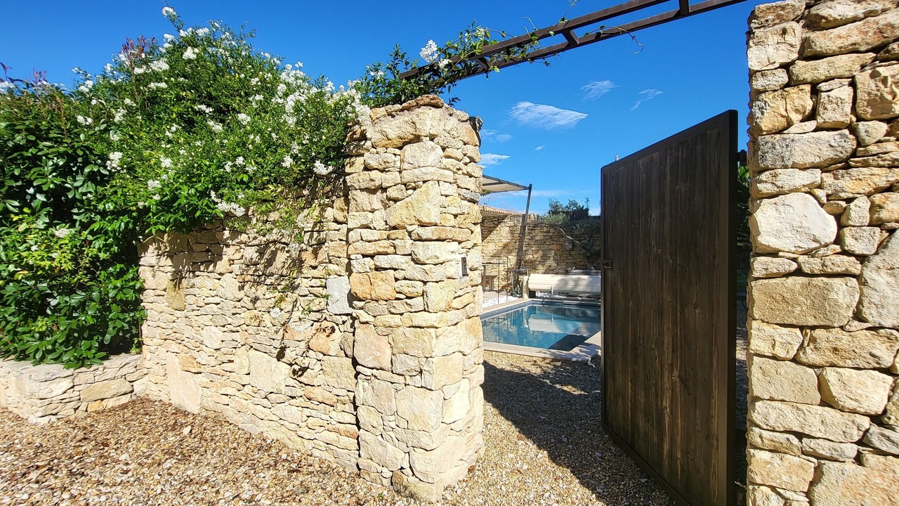 Photo of Outdoor in La Roque-sur-Pernes