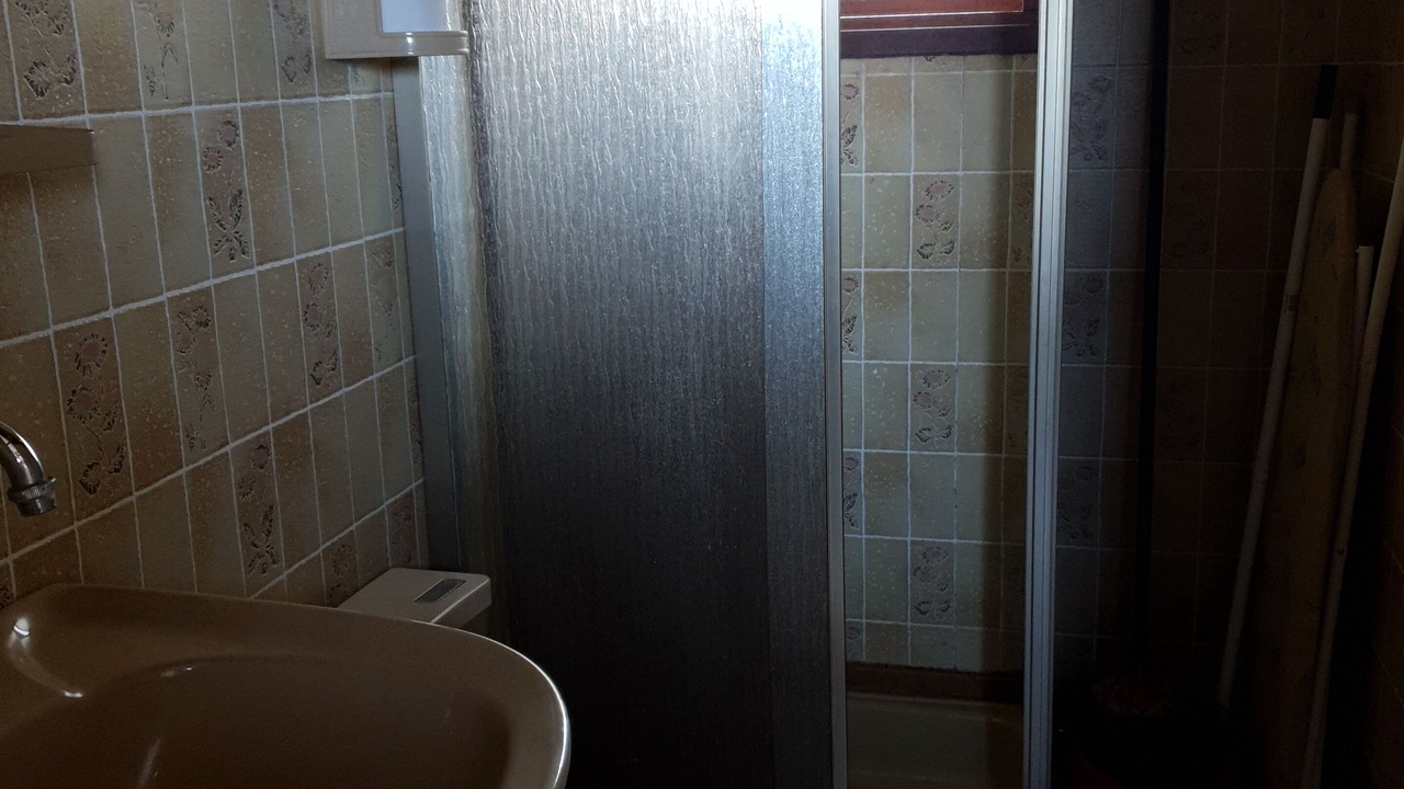 Photo of Bathroom in Tronget