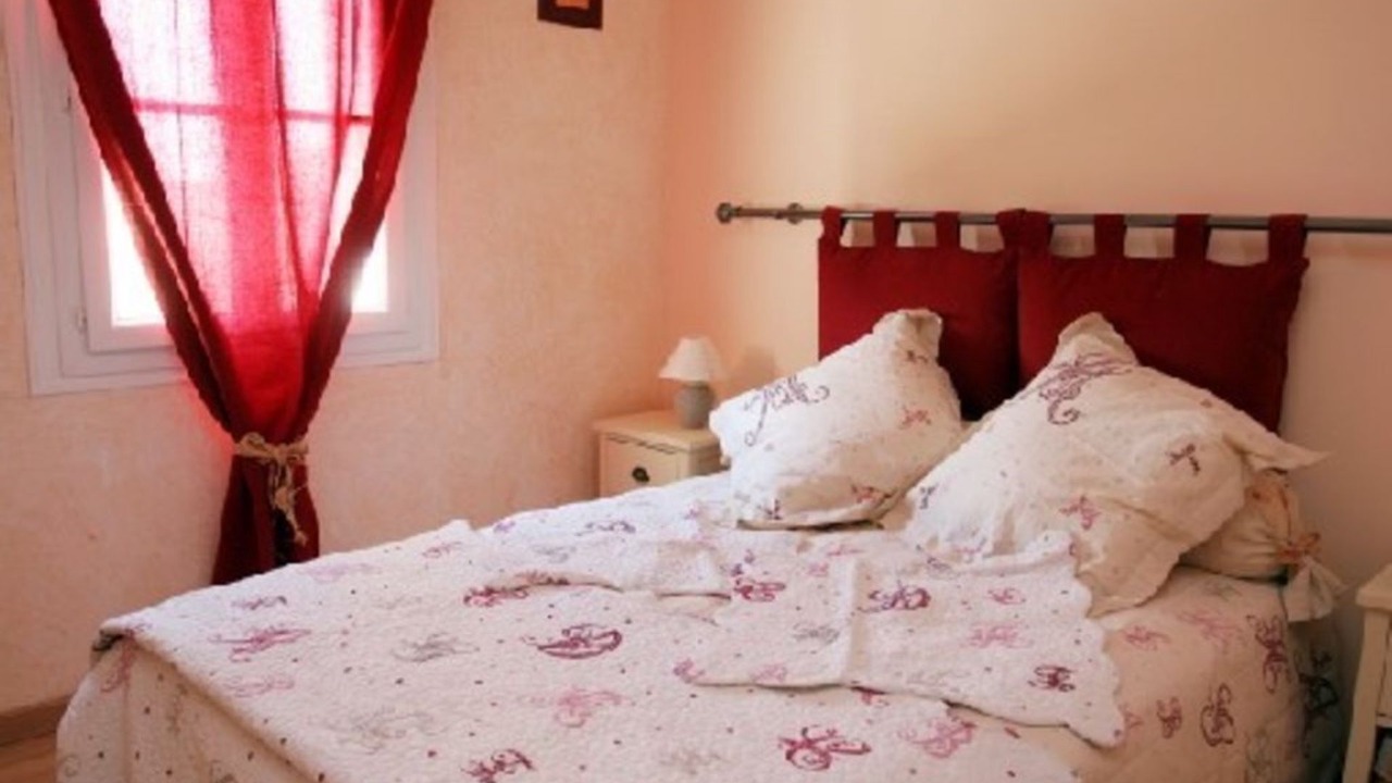 Photo of Bedroom in Caromb