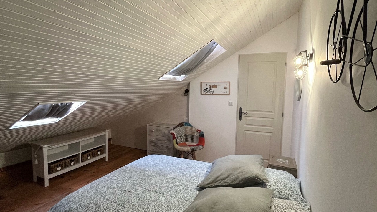 Photo of Bedroom in Saint-Marcelin-de-Cray