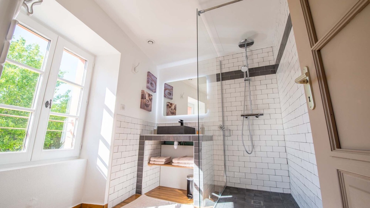 Photo of Bathroom in Colonzelle