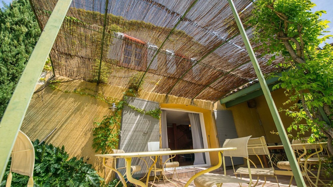 Photo of Outdoor in Colonzelle