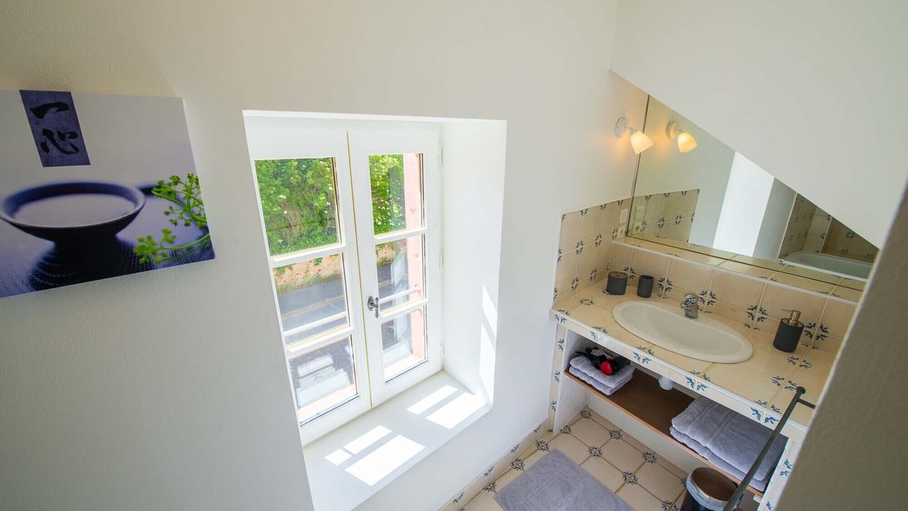 Photo of Bathroom in Colonzelle