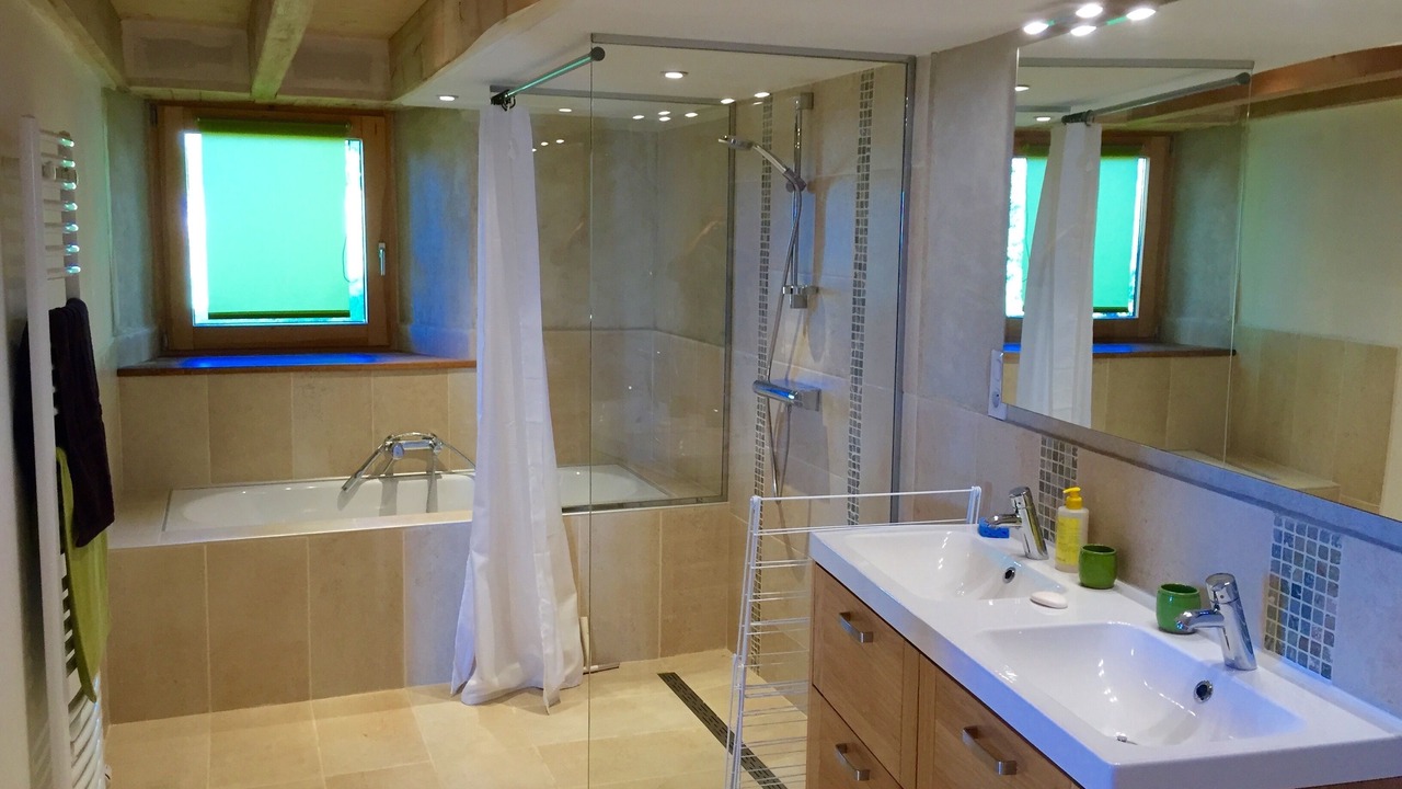 Photo of Bathroom in Saint-Front