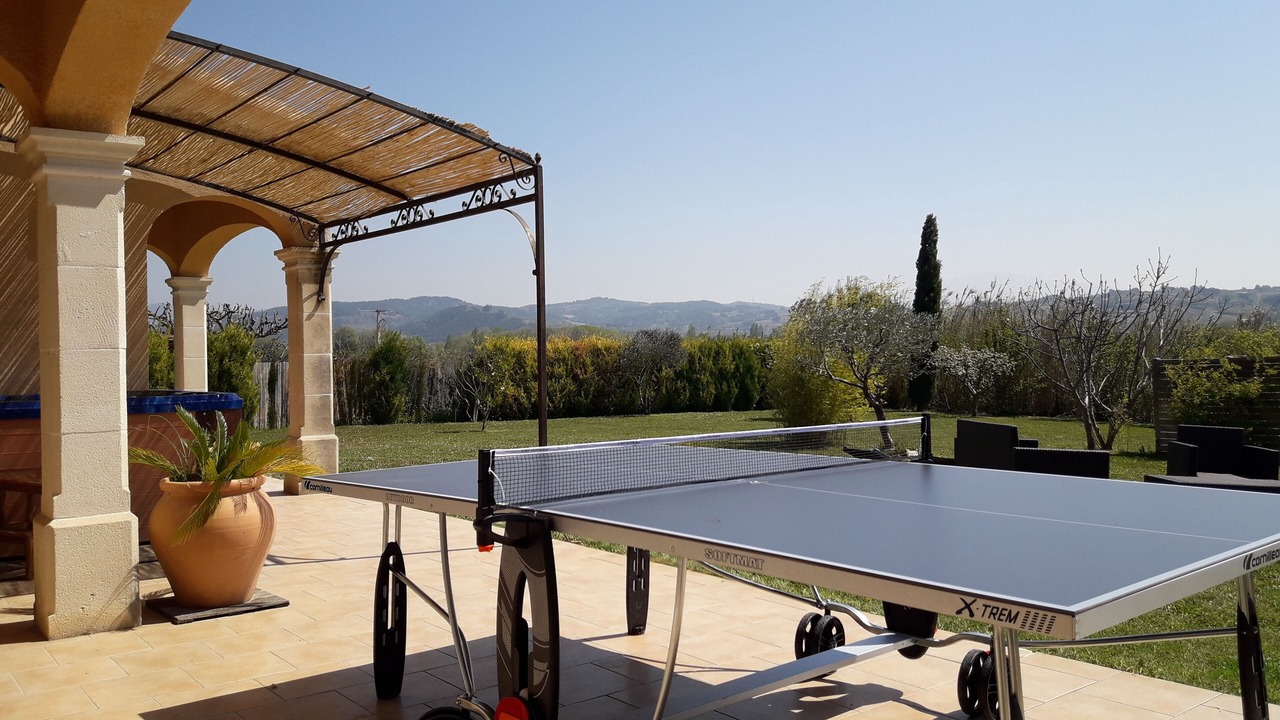 Photo of Patio Balcony in Saint-Maurice-sur-Eygues