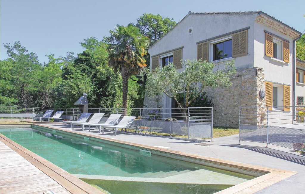 Photo of Outdoor in Malataverne