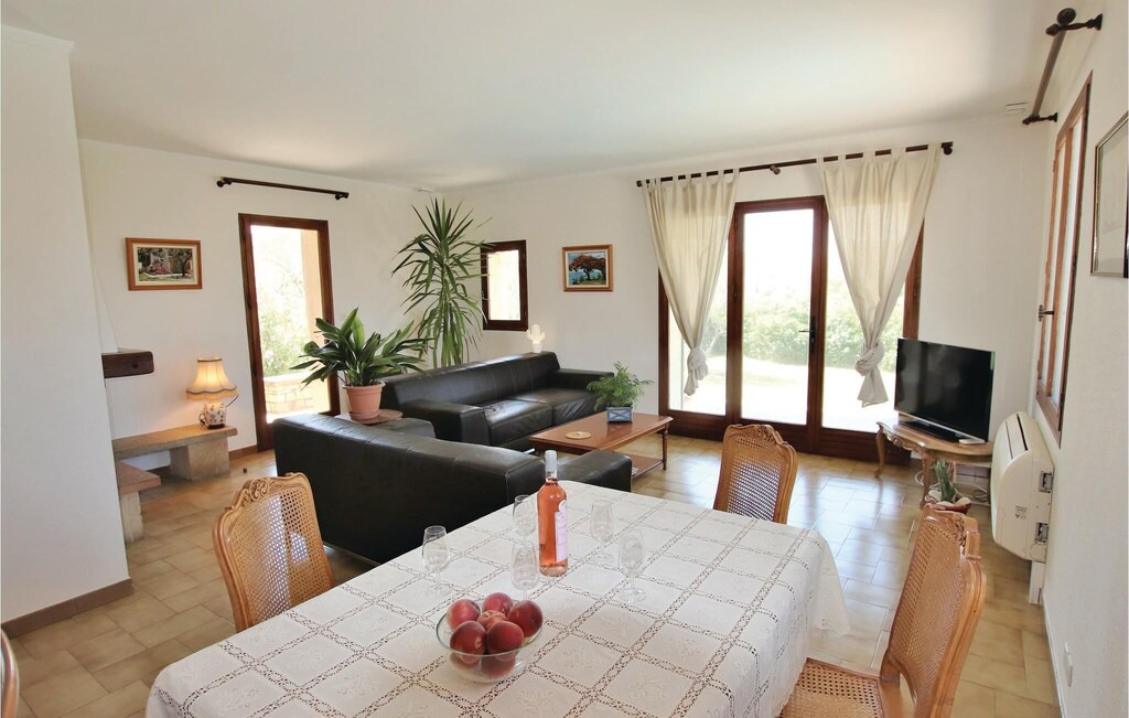 Photo of Livingroom in Tulette