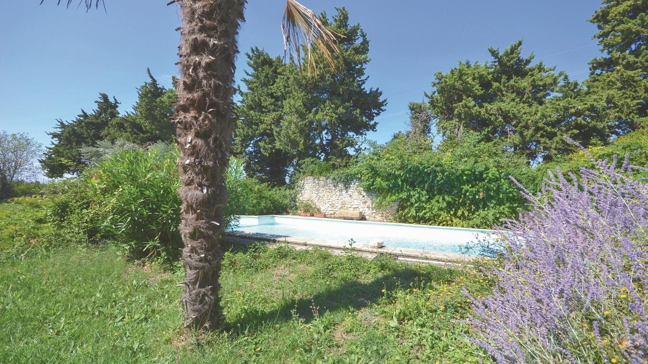 Photo of Others in Valreas