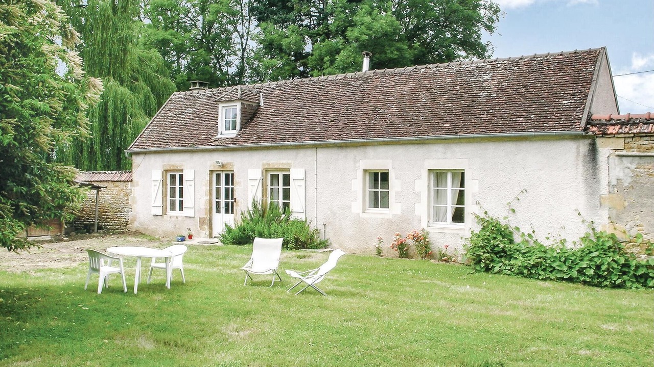 Photo of Others in Saint-Jean-aux-Amognes