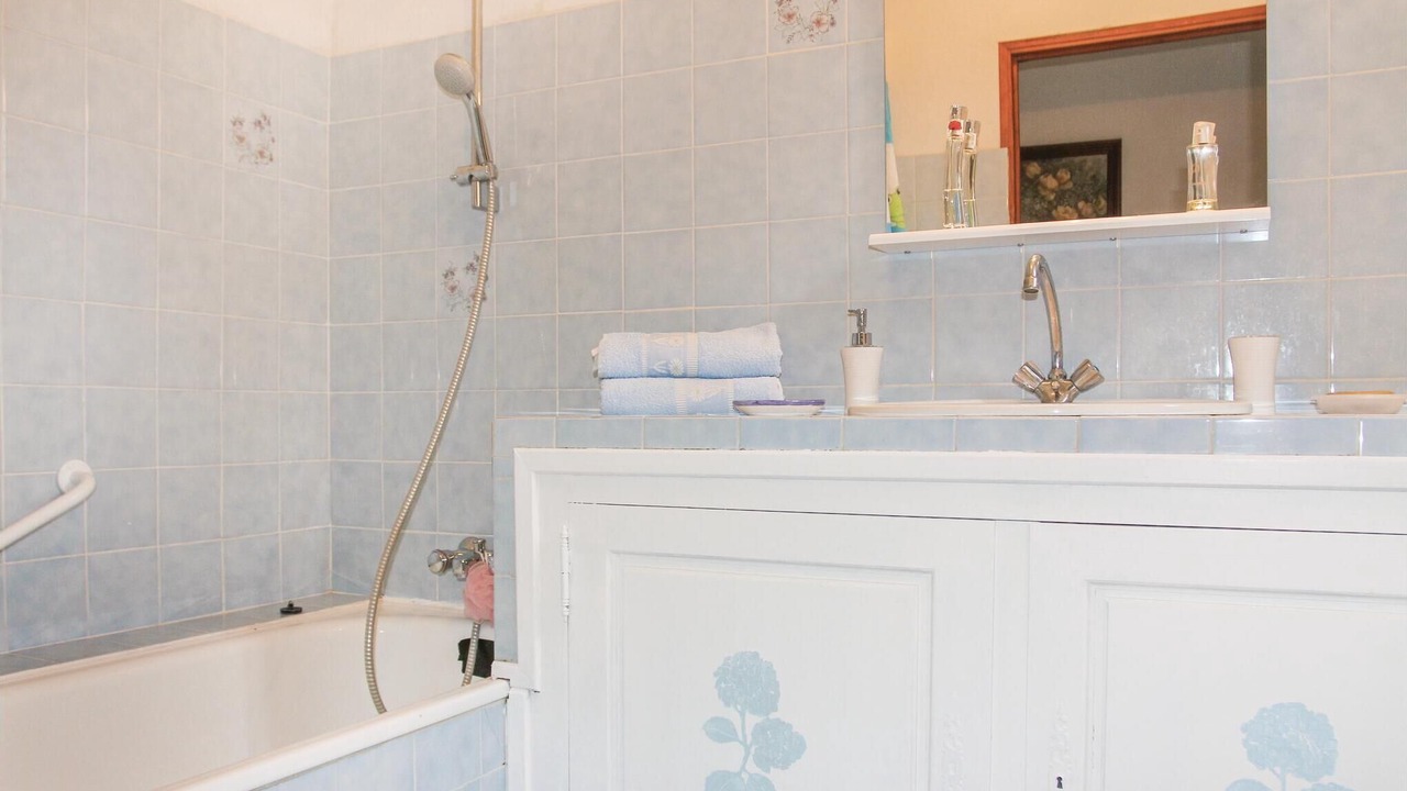Photo of Bathroom in Saint-Trinit