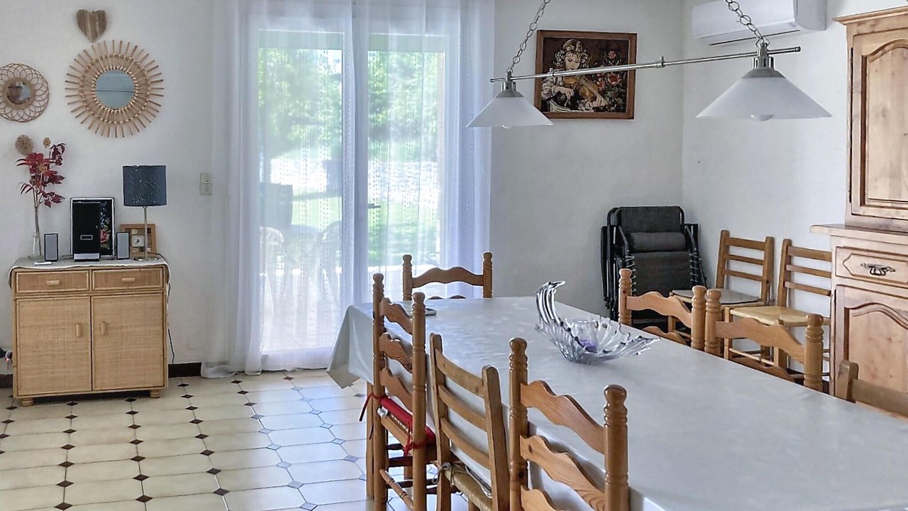 Photo of Bedroom in Saint-Trinit