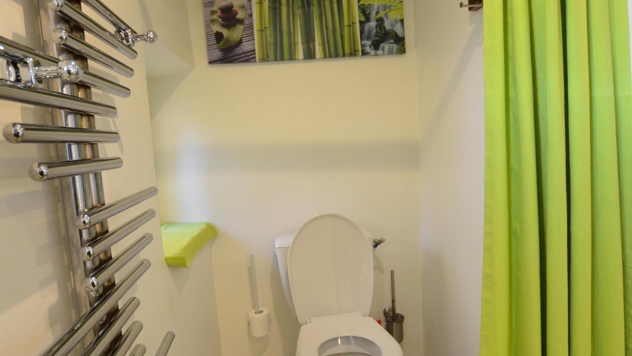 Photo of Bathroom in Venterol