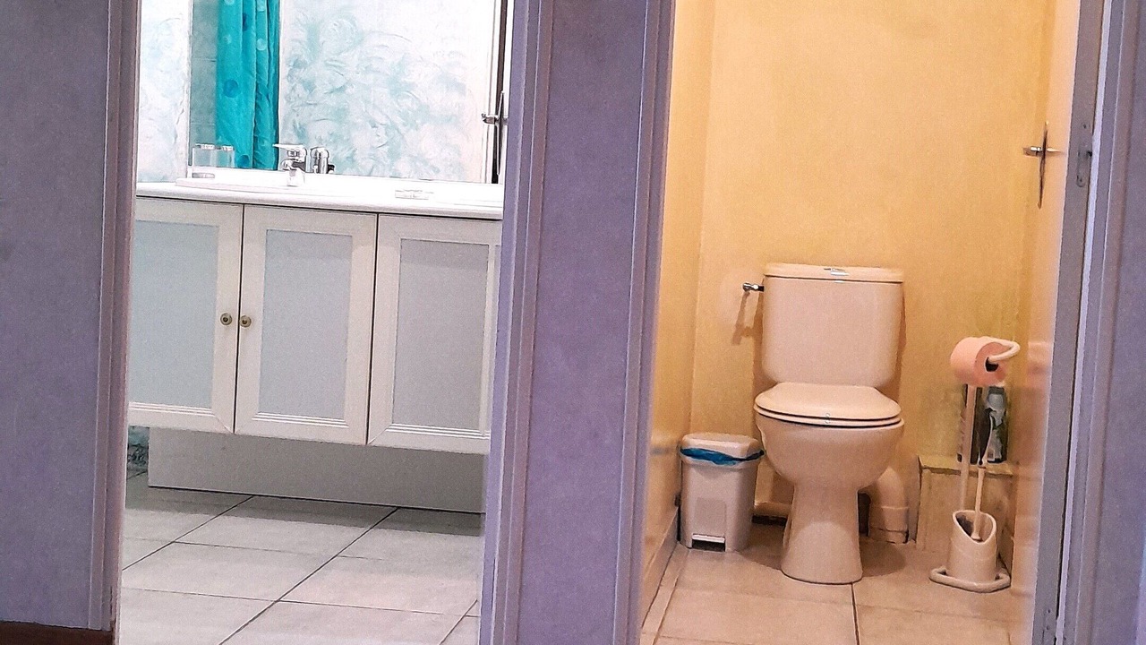 Photo of Bathroom in Quarre-les-Tombes