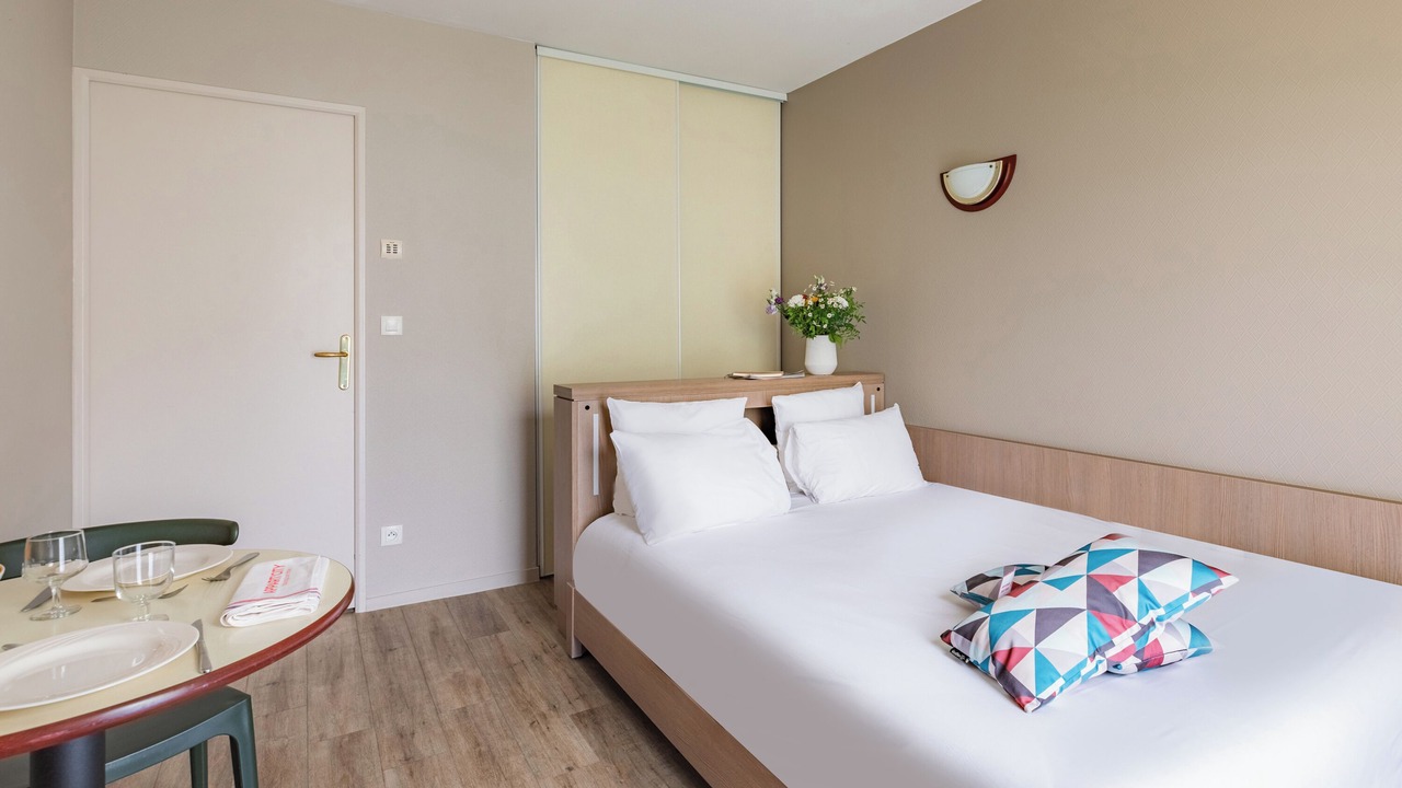 Photo of Bedroom in Madeleine-Champ de Mars