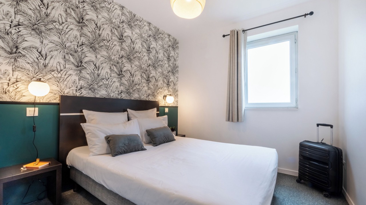 Photo of Bedroom in Saint - Martin - du - Touch