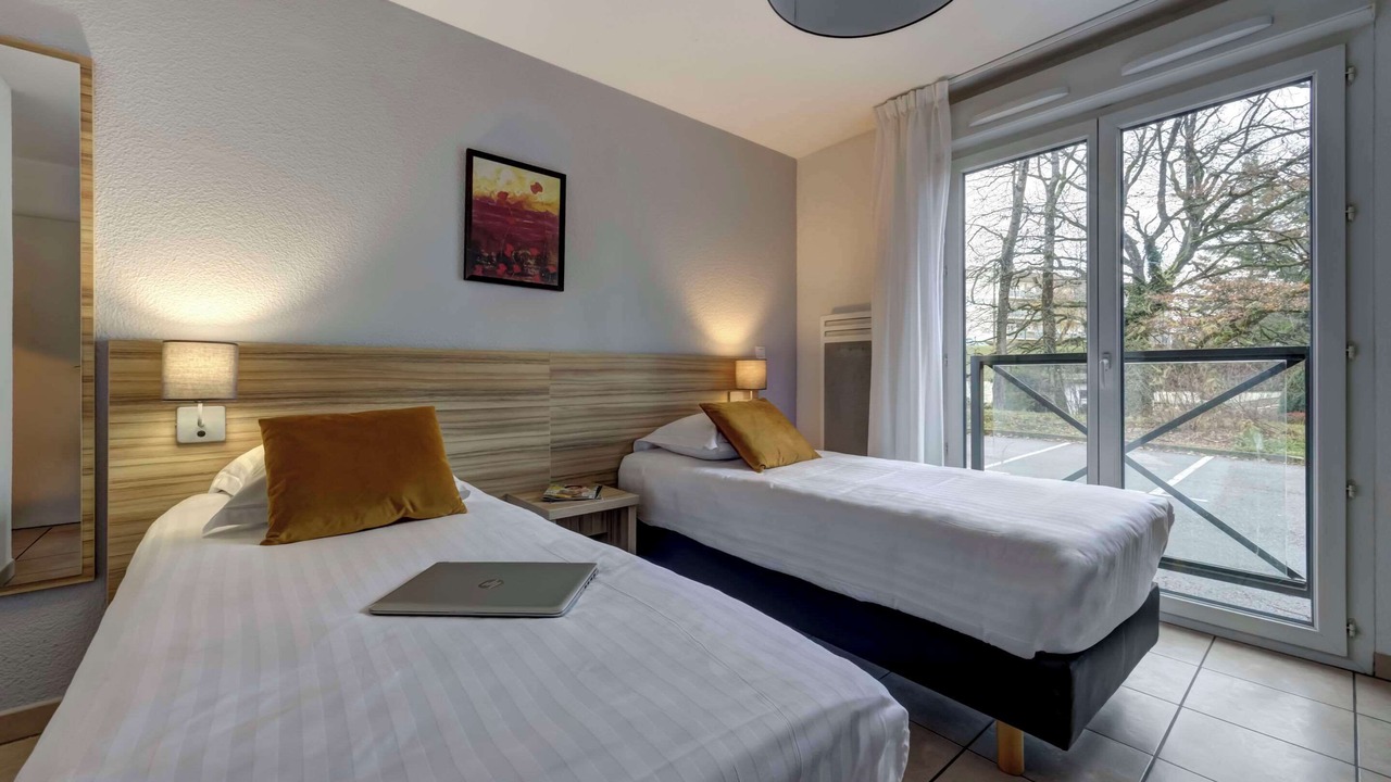 Photo of Bedroom in Divonne-les-Bains