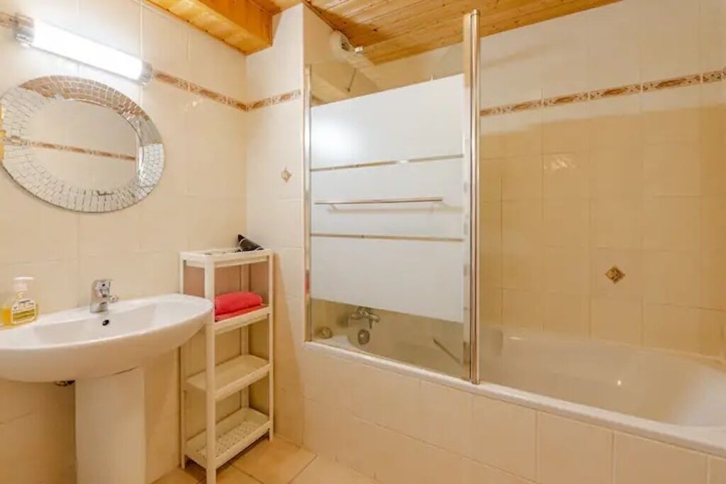 Photo of Bathroom in Saint-Jean-dʼAulps