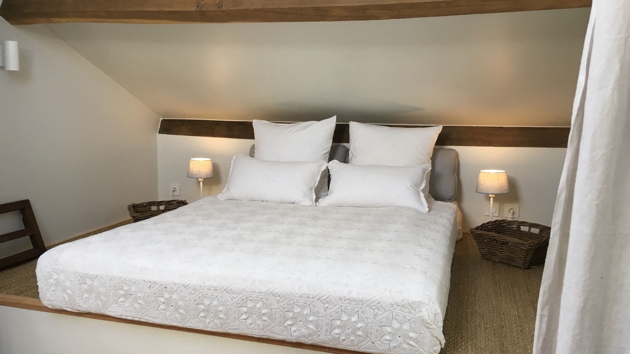 Photo of Bedroom in Saint-Didier-sur-Arroux