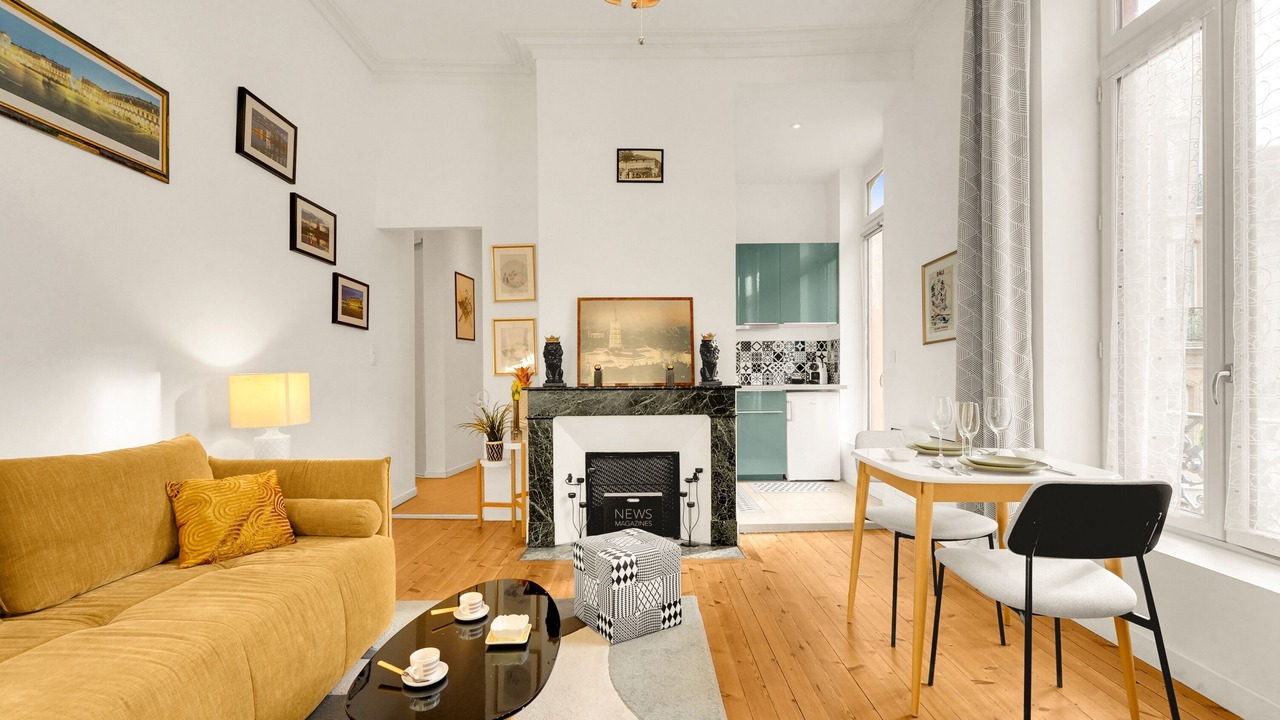 Photo of Livingroom in Saint - Aubin - Dupuy