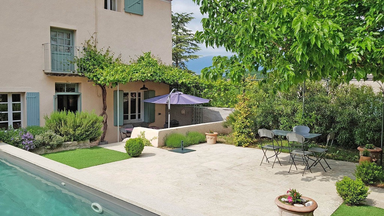 Photo of Outdoor in Mormoiron