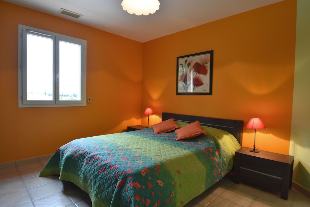 Photo of Bedroom in Beaumes-de-Venise