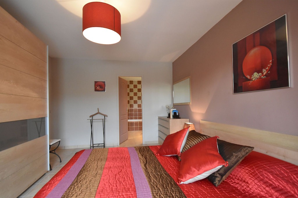 Photo of Bedroom in Beaumes-de-Venise